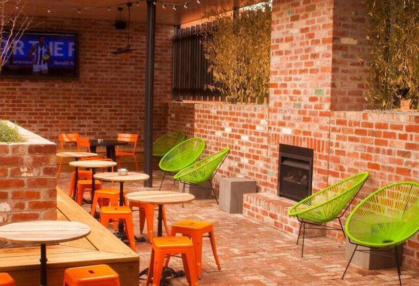 הוסטל Western Hotel Ballarat