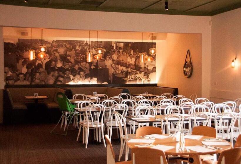 הוסטל Western Hotel Ballarat