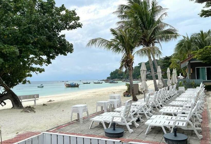 فندق Bella Vista Beach Resort Koh Lipe