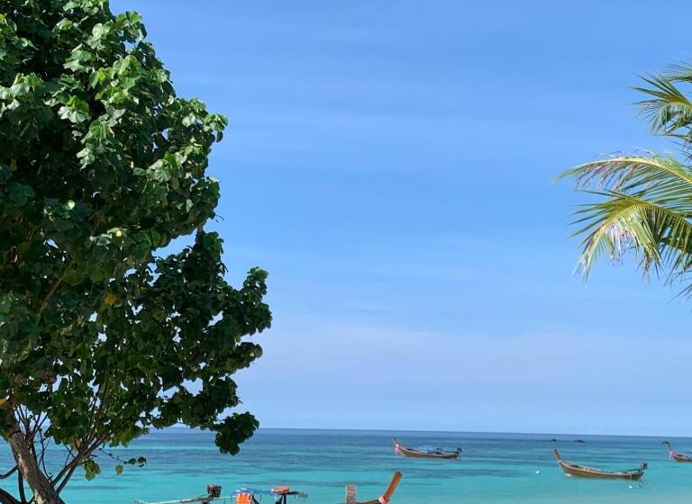 فندق Bella Vista Beach Resort Koh Lipe