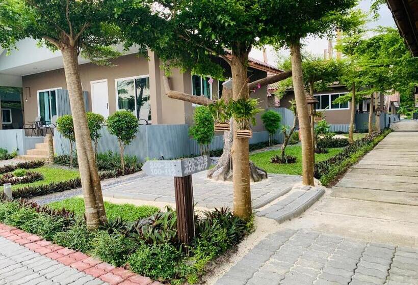 فندق Bella Vista Beach Resort Koh Lipe