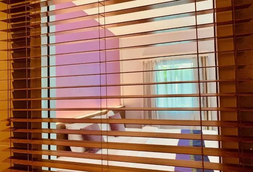 هتل Bella Vista Beach Resort Koh Lipe