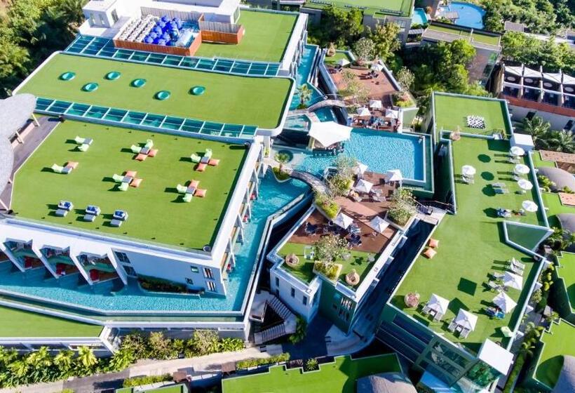 Hotel Crest Resort & Pool Villas   Sha Extra Plus