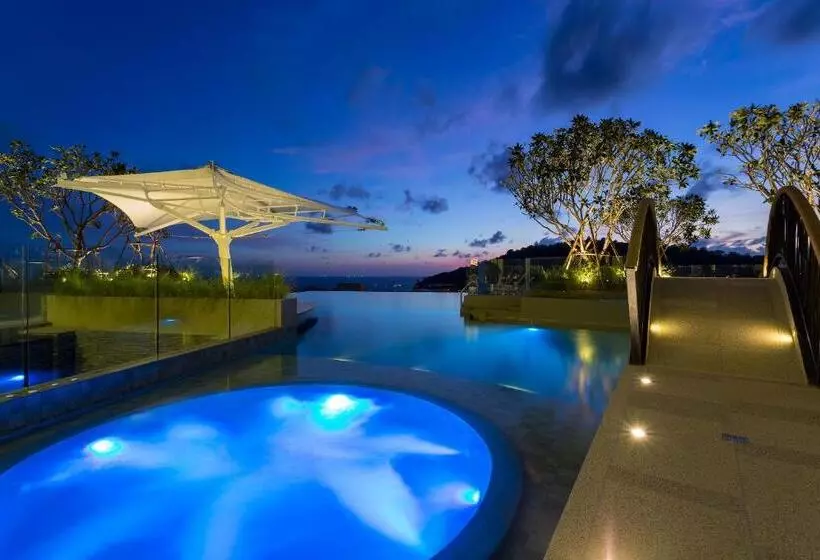 Hotel Crest Resort & Pool Villas Sha Extra Plus