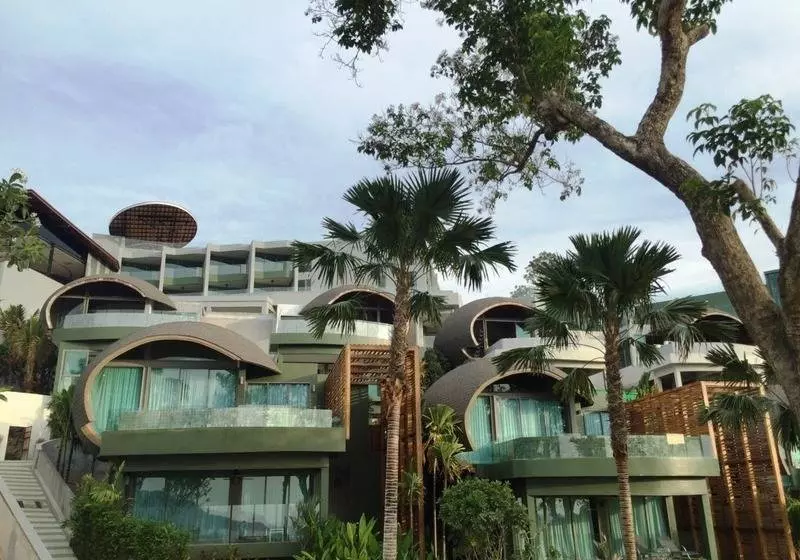 Hotel Crest Resort & Pool Villas Sha Extra Plus