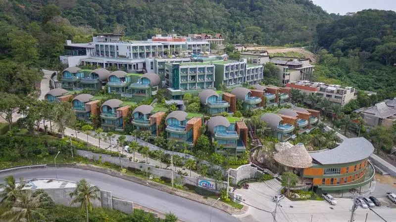 Hotel Crest Resort & Pool Villas Sha Extra Plus