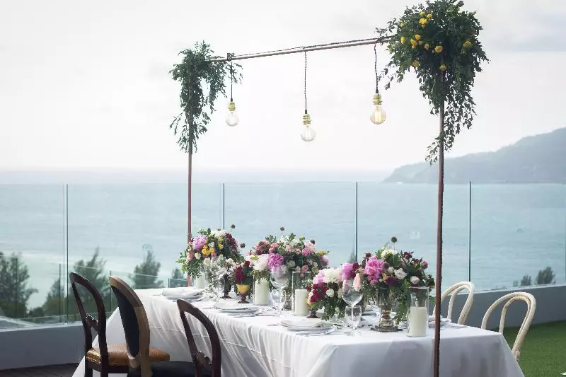 Hotel Crest Resort & Pool Villas Sha Extra Plus