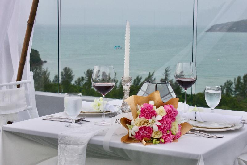 Hotel Crest Resort & Pool Villas   Sha Extra Plus