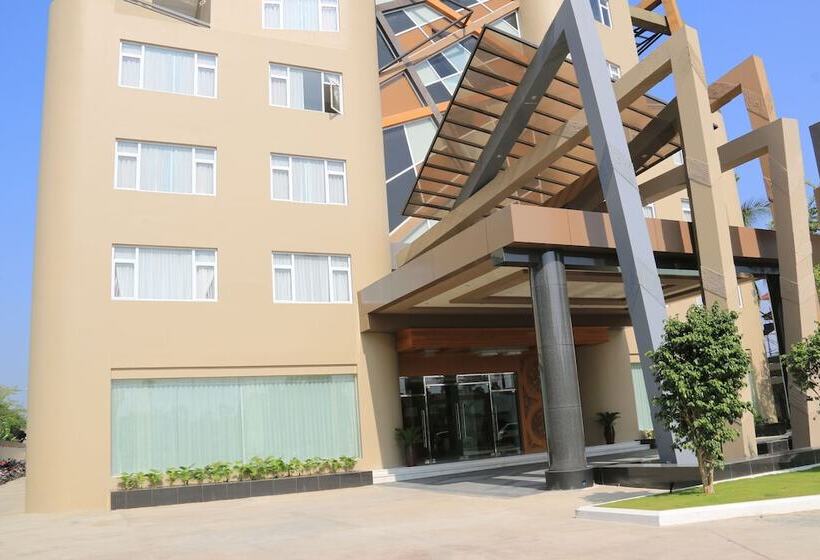 ホテル Eastern Palace