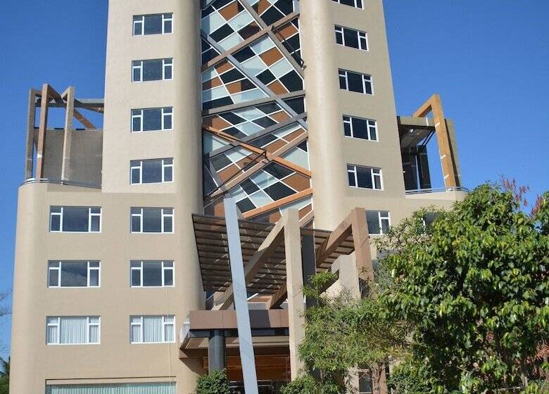 ホテル Eastern Palace