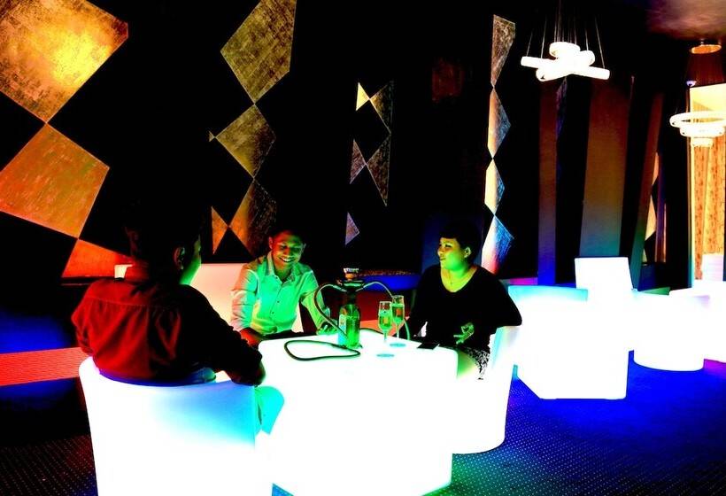 ホテル Eastern Palace