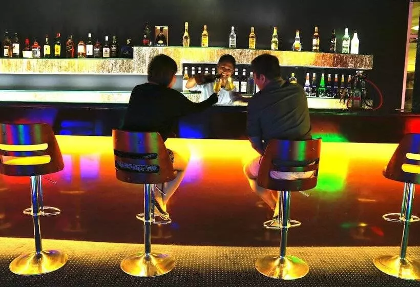 فندق Eastern Palace