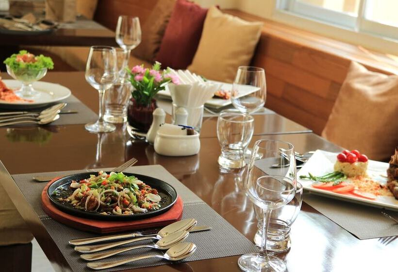 ホテル Eastern Palace