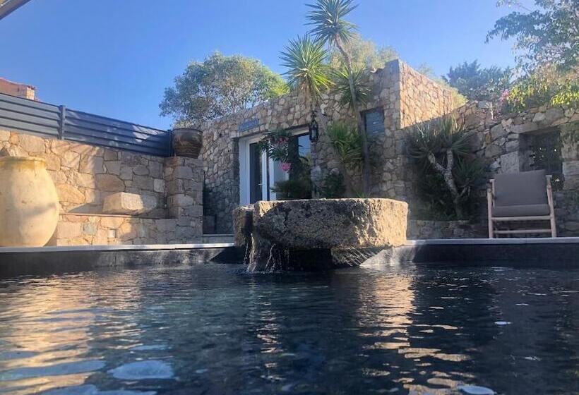 هتل Hôtel Casa Rossa & Spa