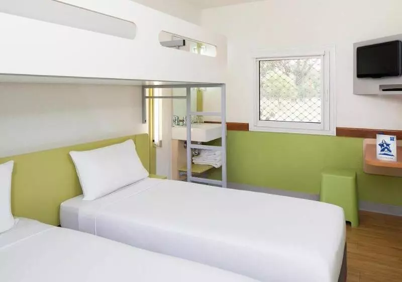 هتل Ibis Budget Tours Nord