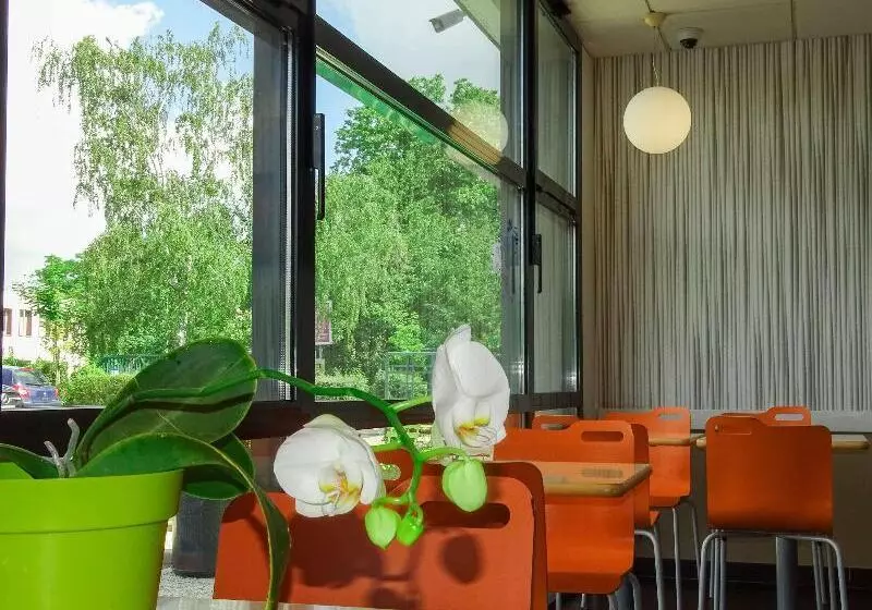 هتل Ibis Budget Tours Nord