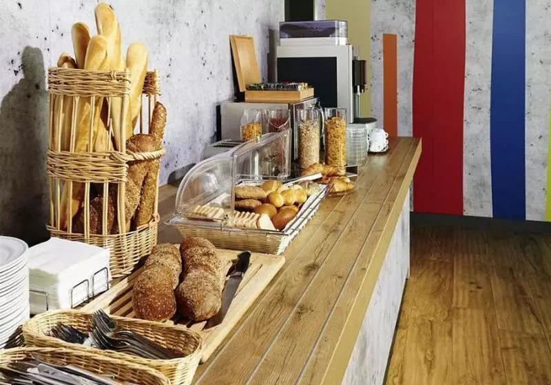 هتل Ibis Budget Zurich City West