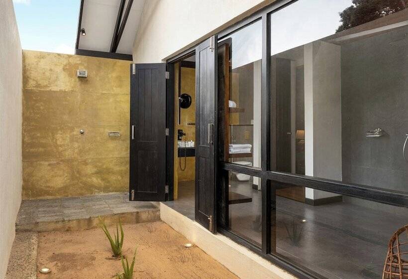 בית מלון כפרי Jetwing Jungle Lodge