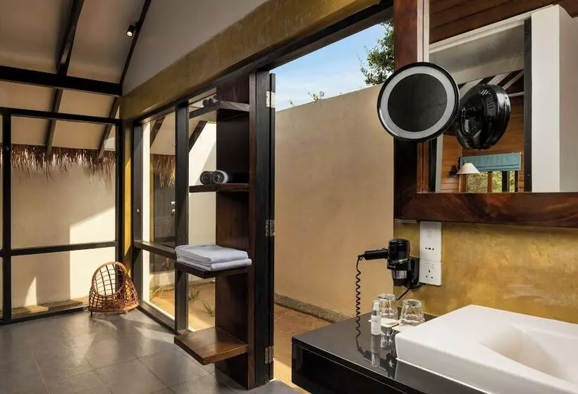 ホテル Jetwing Jungle Lodge