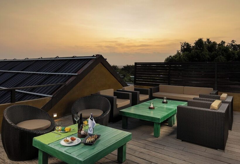 בית מלון כפרי Jetwing Jungle Lodge