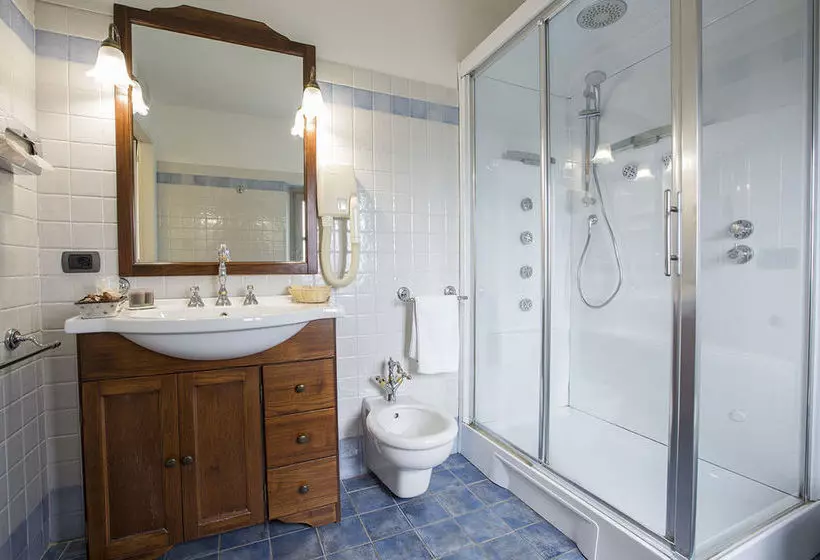 هتل Locanda I Grifi