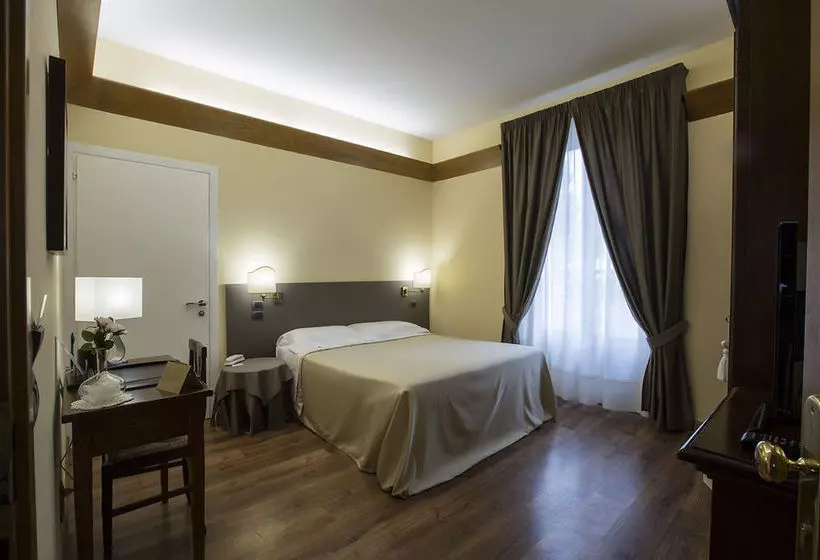 هتل Locanda I Grifi