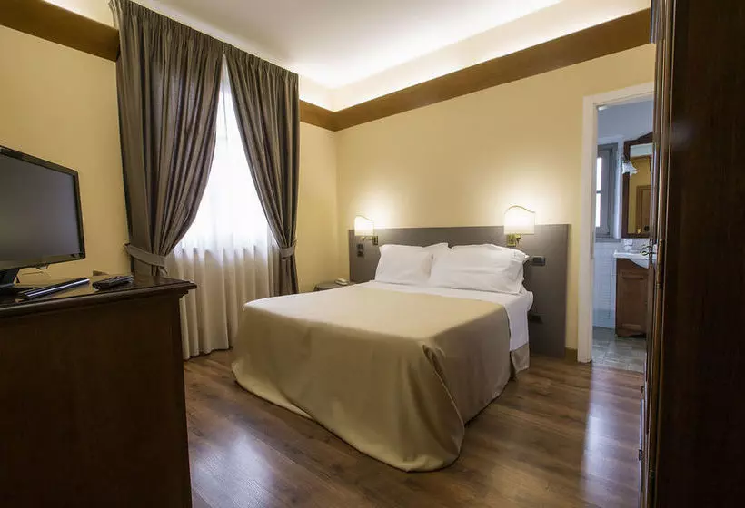 هتل Locanda I Grifi