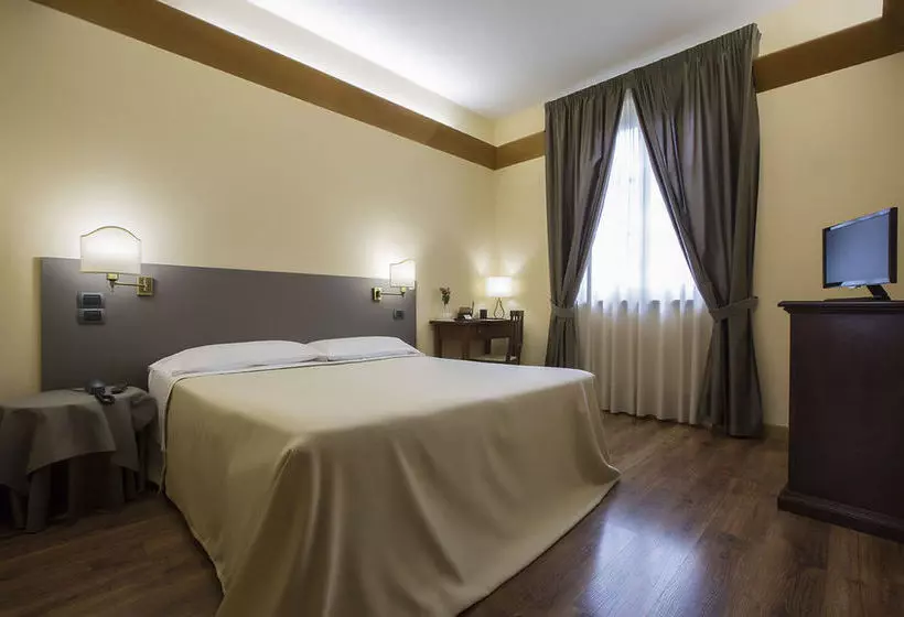 هتل Locanda I Grifi