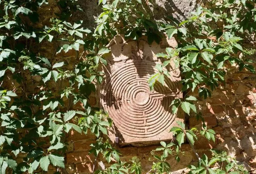 Отель Novelleto