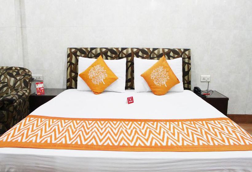 هتل Oyorooms Hazratnizamuddin Railwaystation