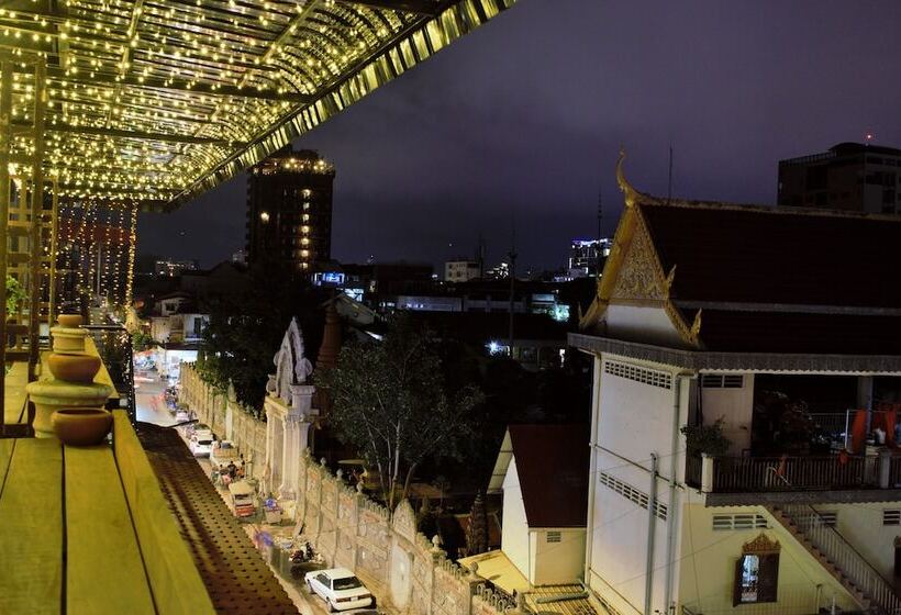 فندق Rachana Hostel