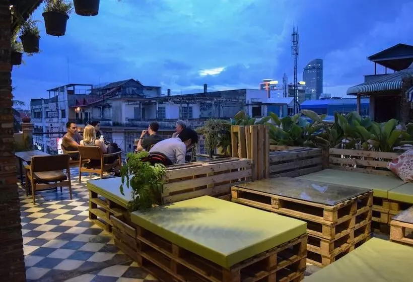 فندق Rachana Hostel