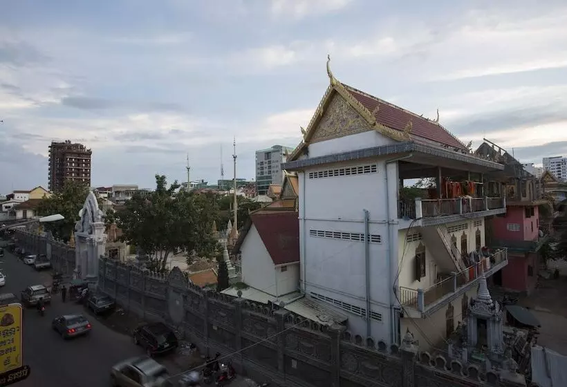 فندق Rachana Hostel