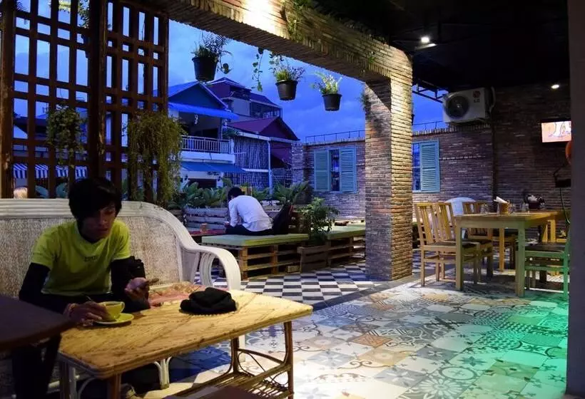 فندق Rachana Hostel