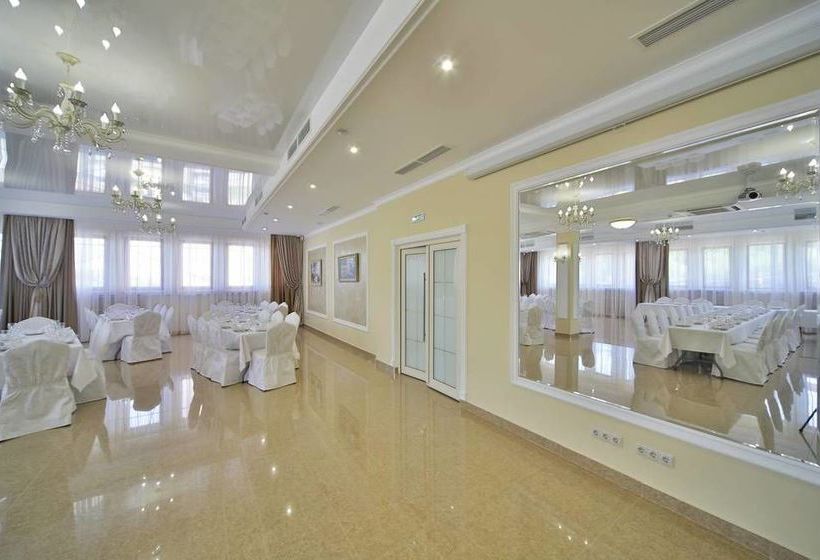 فندق Sovremennik