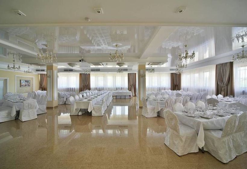 فندق Sovremennik