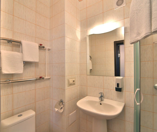 فندق Sovremennik