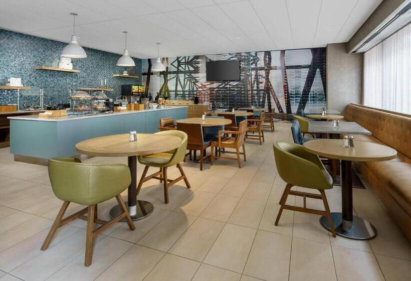 酒店 Springhill Suites Chicago Downtown/river North