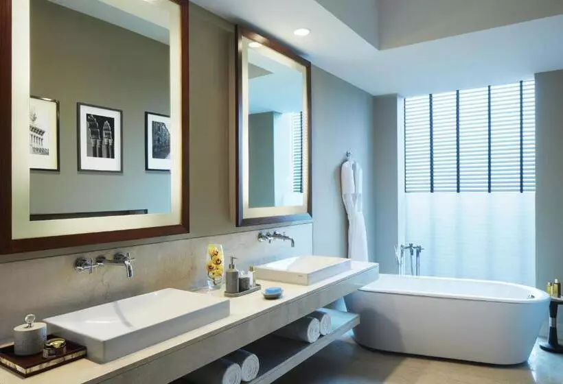 هتل Taj Bangalore