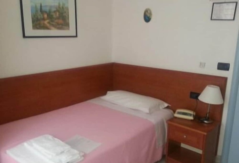 فندق Villa Delle Fonti