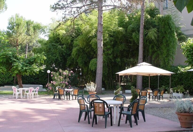 فندق Villa Delle Fonti