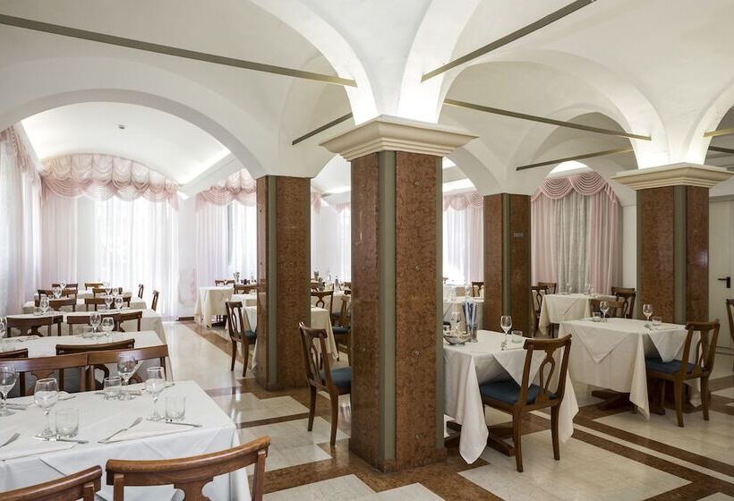 فندق Villa Delle Fonti