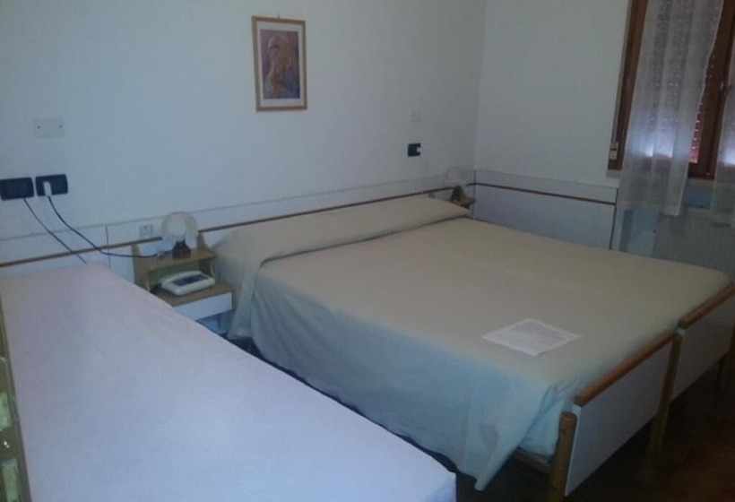 فندق Villa Delle Fonti