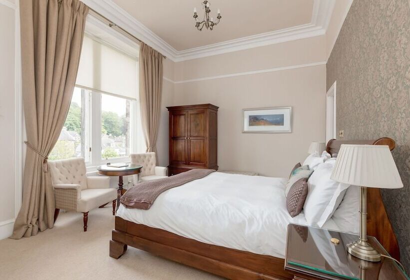 Пансион Victoria Square & The Orangery