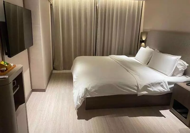 Hotelli Eaka  Hengshui Railway Station Branch