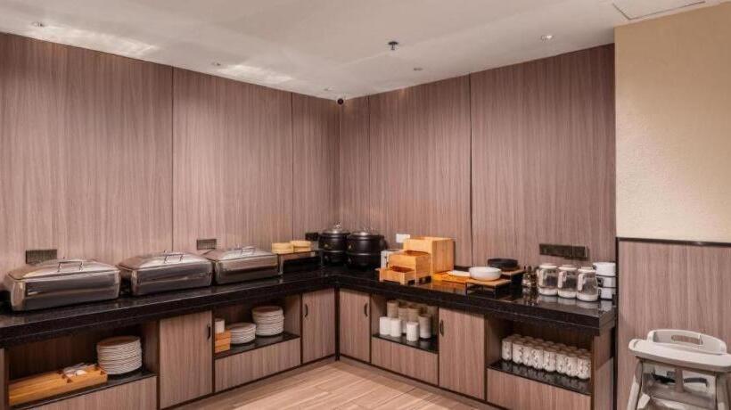 Hanting Hotel Guangzhou North Railway Station