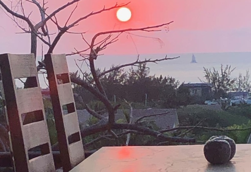 تختخواب و صبحانه Bellevue Tamarin