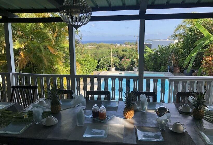 تختخواب و صبحانه Bellevue Tamarin