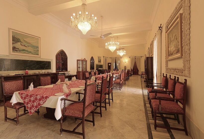 هتل Nilambag Palace