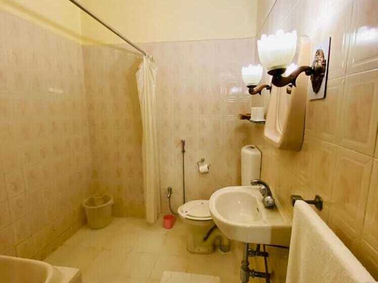 酒店 Nilambag Palace